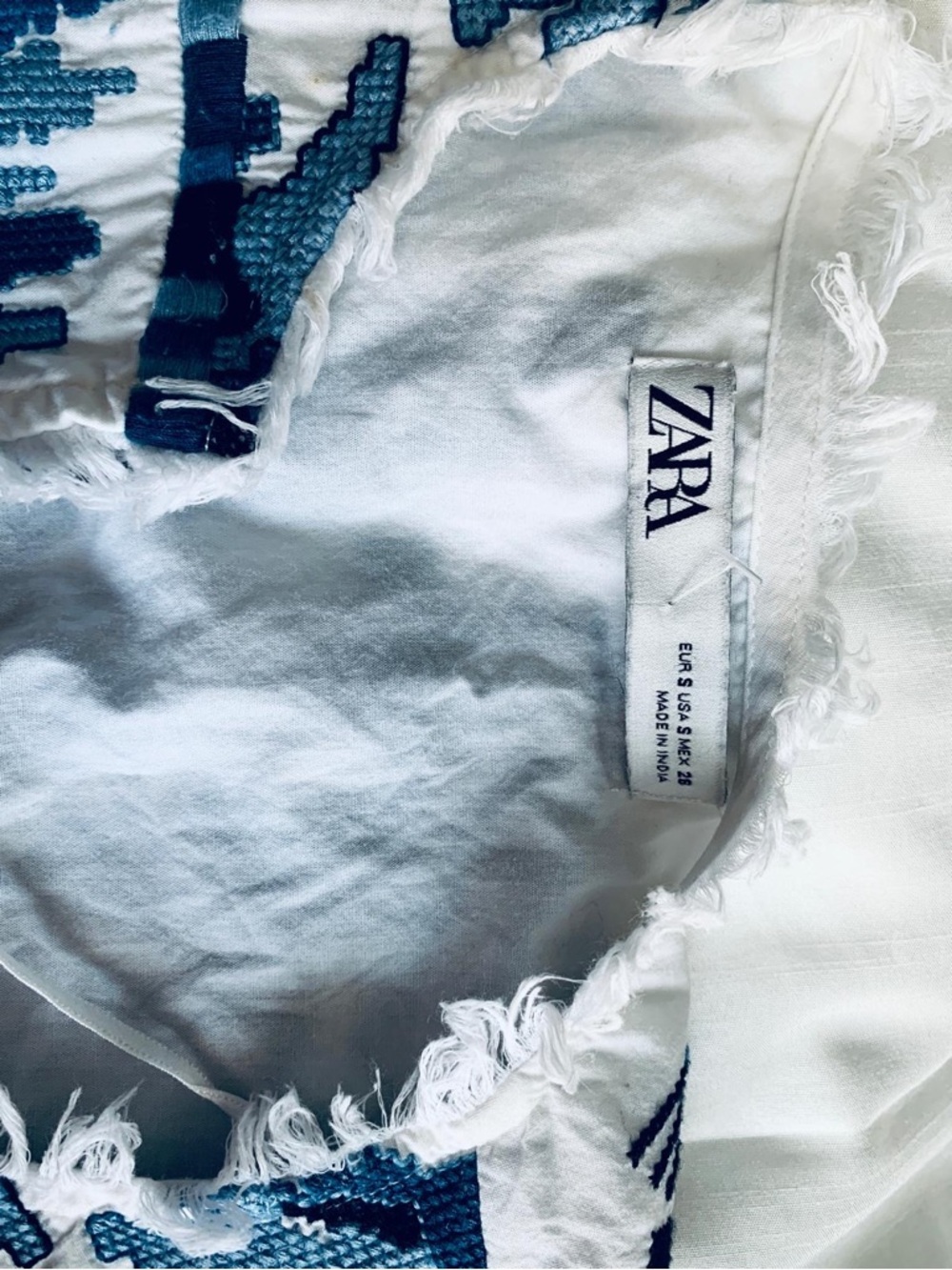Zara White Top with Blue Embroidered Detail - Picture 2 of 13